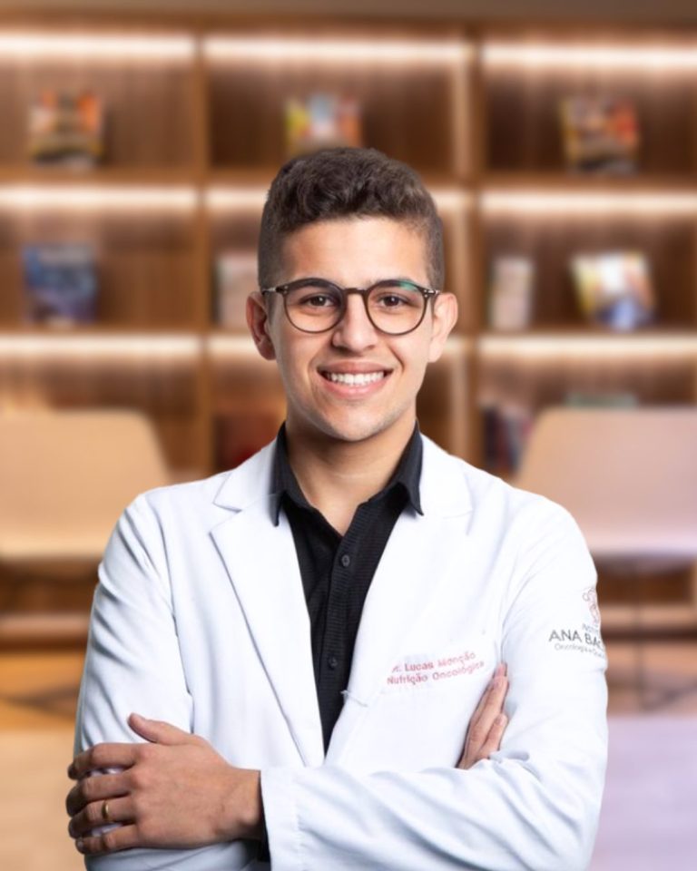 Dr. Lucas Monção