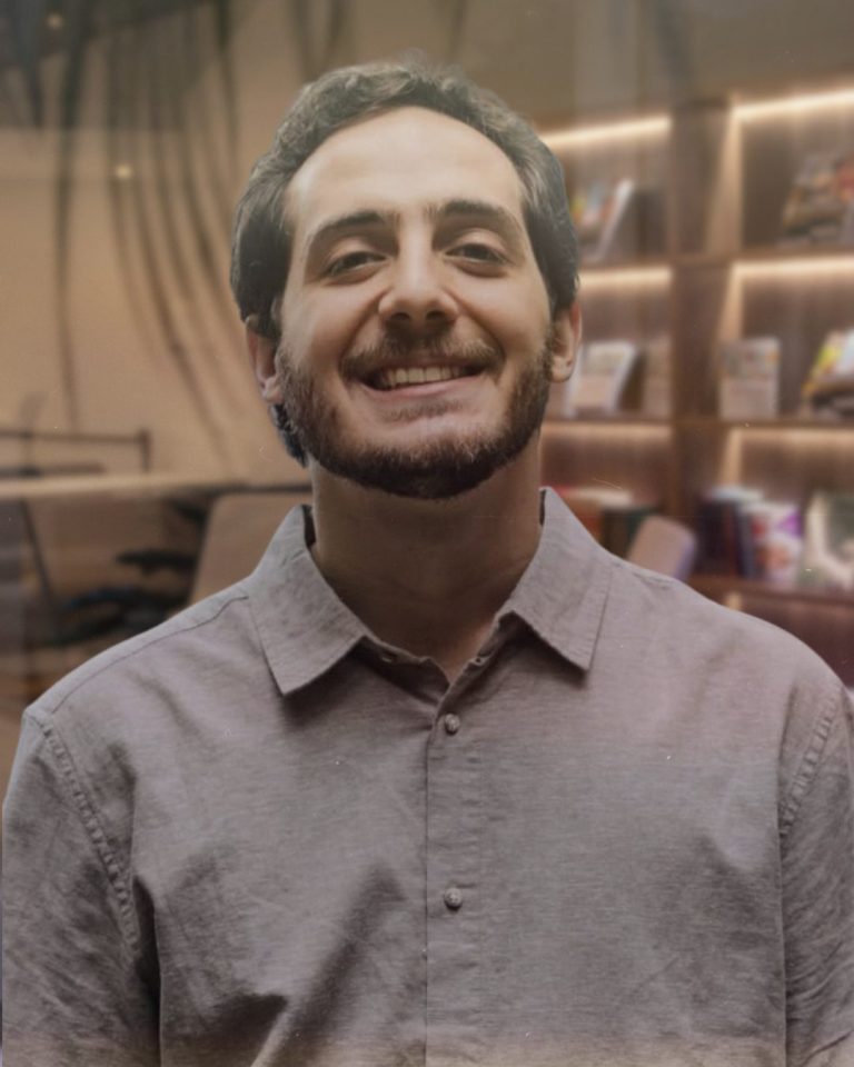 Dr Victor Pacheco